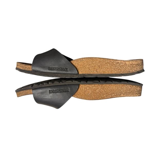 Birkenstock, Unisex Black
Madrid, Sandals 42 Size 42 - Picture 8 of 13